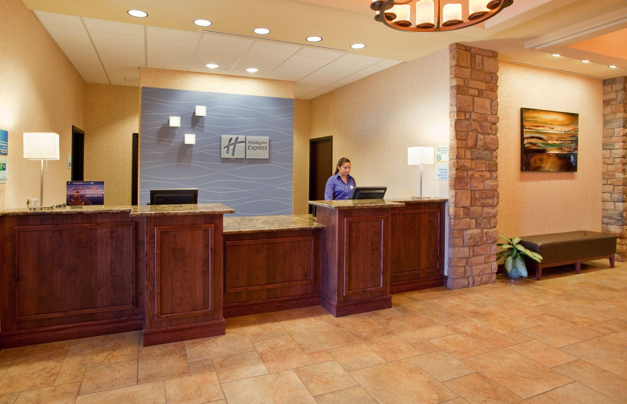 Holiday Inn Express & Suites Gallup East By Ihg Ngoại thất bức ảnh