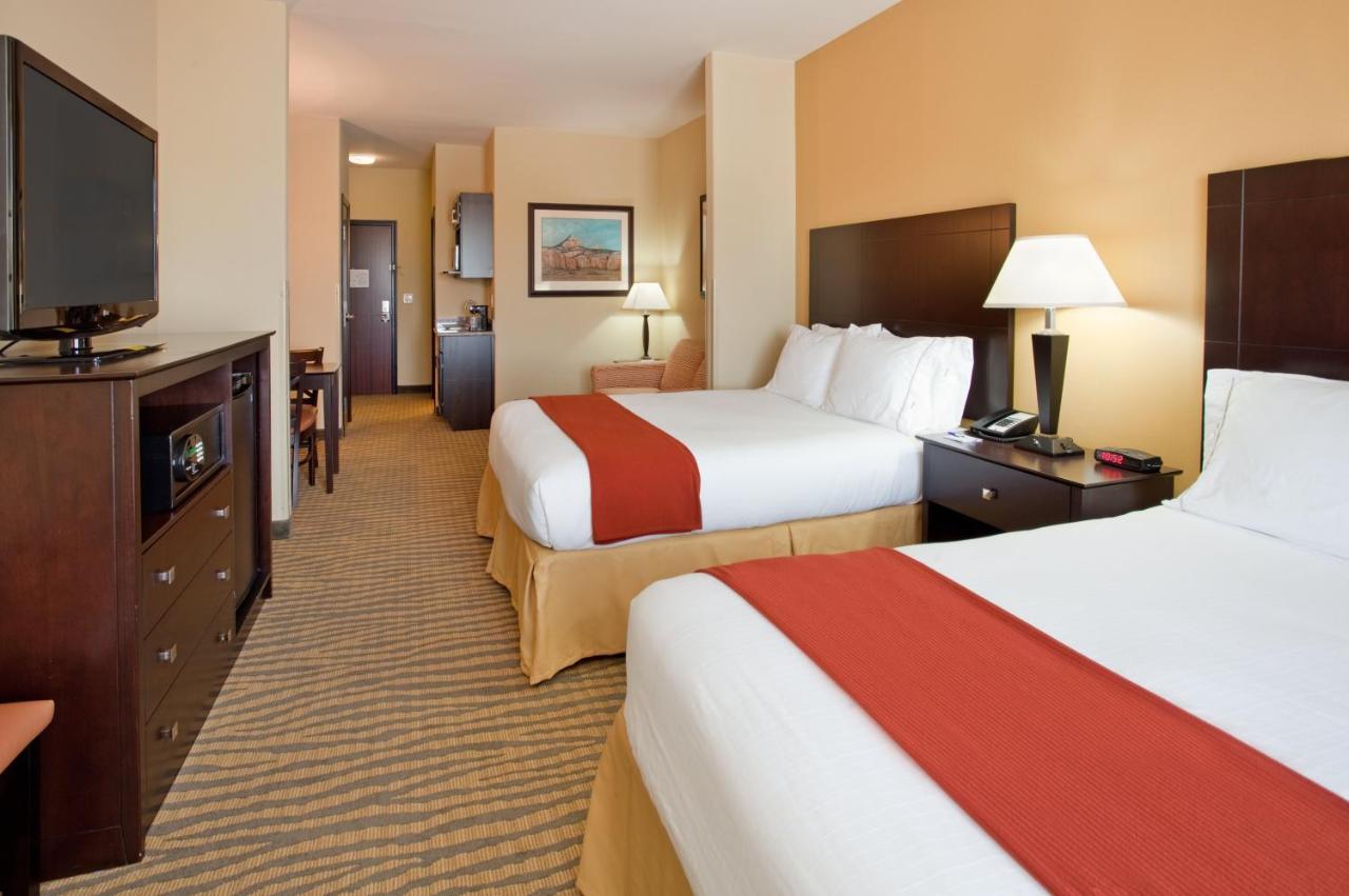 Holiday Inn Express & Suites Gallup East By Ihg Ngoại thất bức ảnh